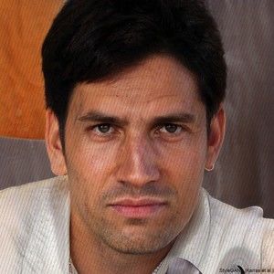 Meet your Posher, Ray